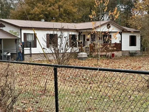 17568 Barrys Ln, Trumann, AR 72472