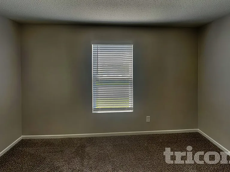 6238 Monteo Ln — Photo 10