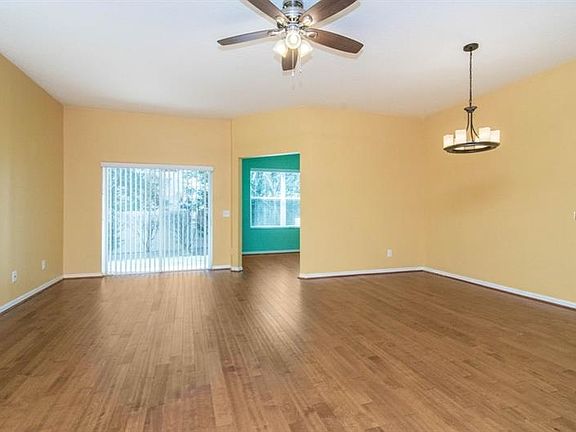 5th image of 2943 Girvan Dr