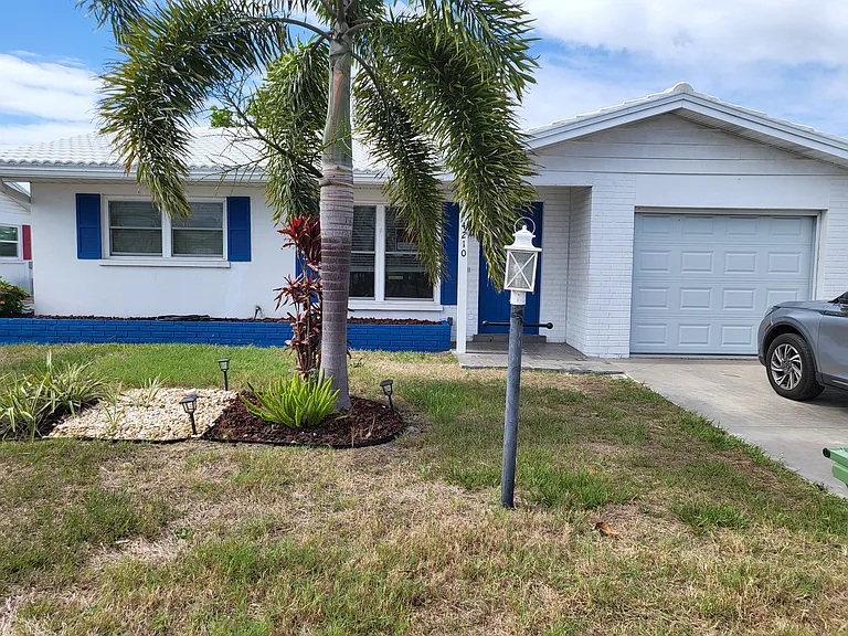 4210 Oak Ln #HOME — Photo 20