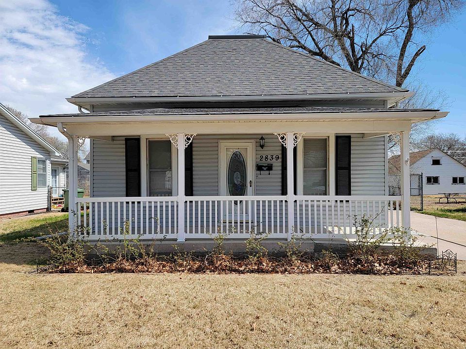 1st image of 2839 E Ave