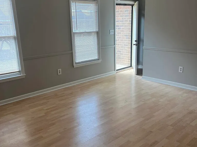 635 Huntington Rd #701 — Photo 4