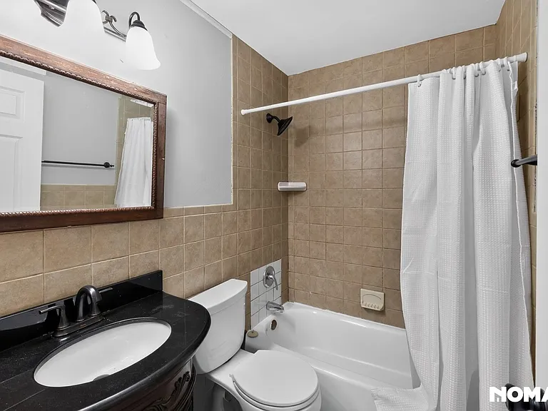 1835 Ardmore Dr — Photo 23