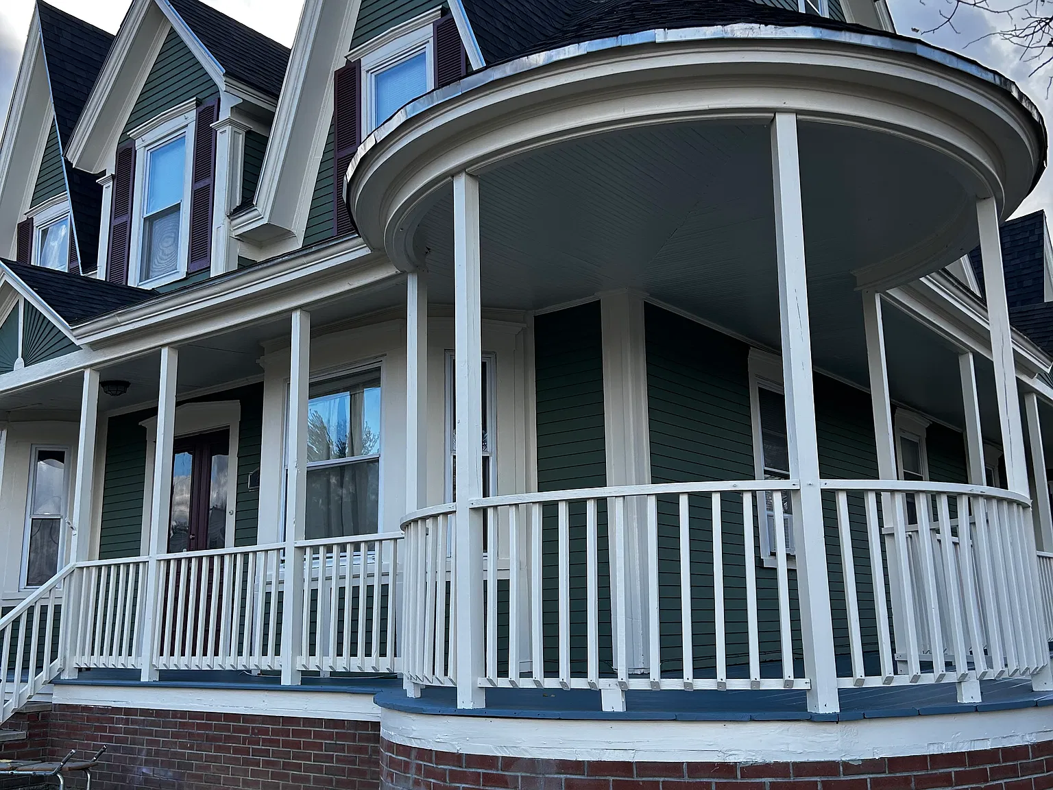 2 bed, 900 sqft, $2,100 — Photo 2