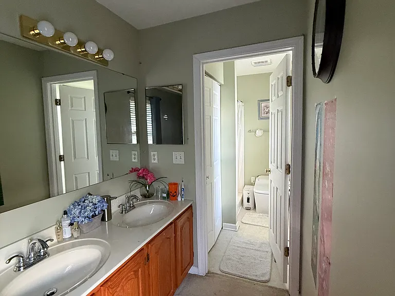 130 Nottingham Dr — Photo 7