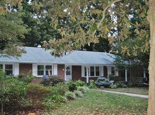 4 Barksdale Ct, Fredericksburg, VA 22401
