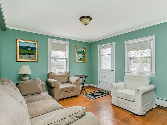 3rd image of 31 Edgaret Pl