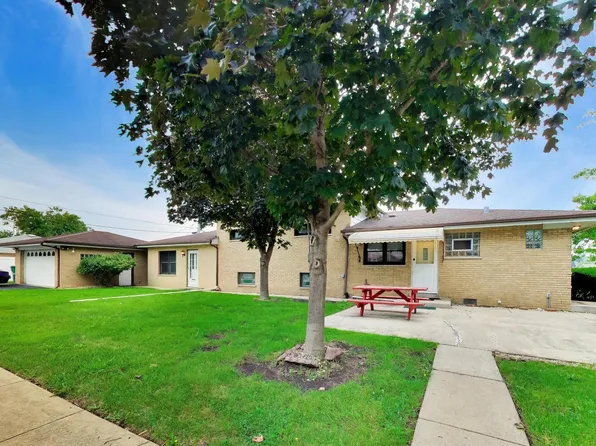 6101 W 80th Pl, Burbank, IL 60459