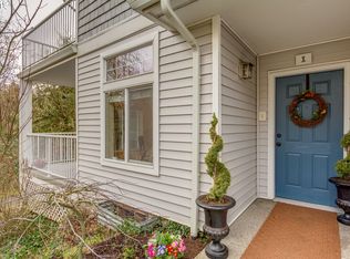 13682 SW Hall Blvd APT 1, Tigard, OR 97223