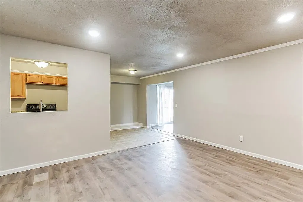 4 bed, 1755 sqft, $1,700 — Photo 4