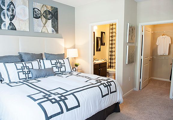 Interiors-1, 2 and 3 bedroom apartments at Sterling Town Cen