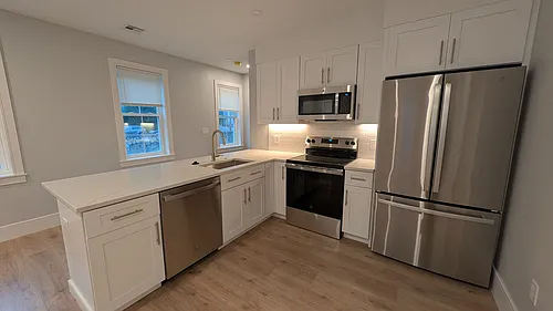 123 Kenrick St #U6 Photo 1