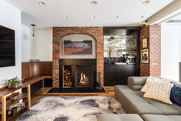 Sold by Compass | media 13