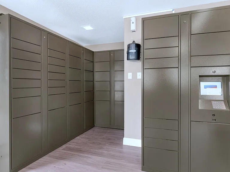 Glen Brae Apartments — Photo 11