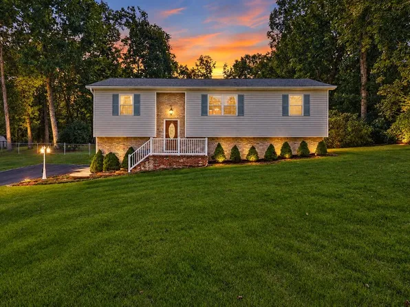 187 Cardinal Loop, Crossville, TN 38555