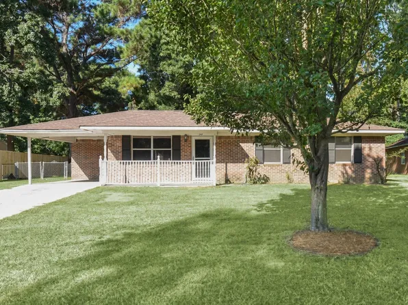 30 Dove Ct, Richmond Hill, GA 31324
