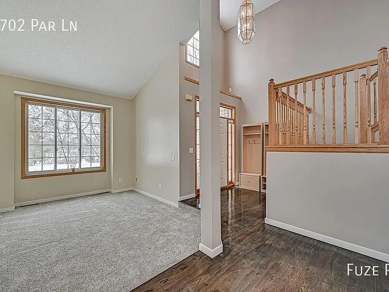 1702 Par Ln — Photo 9