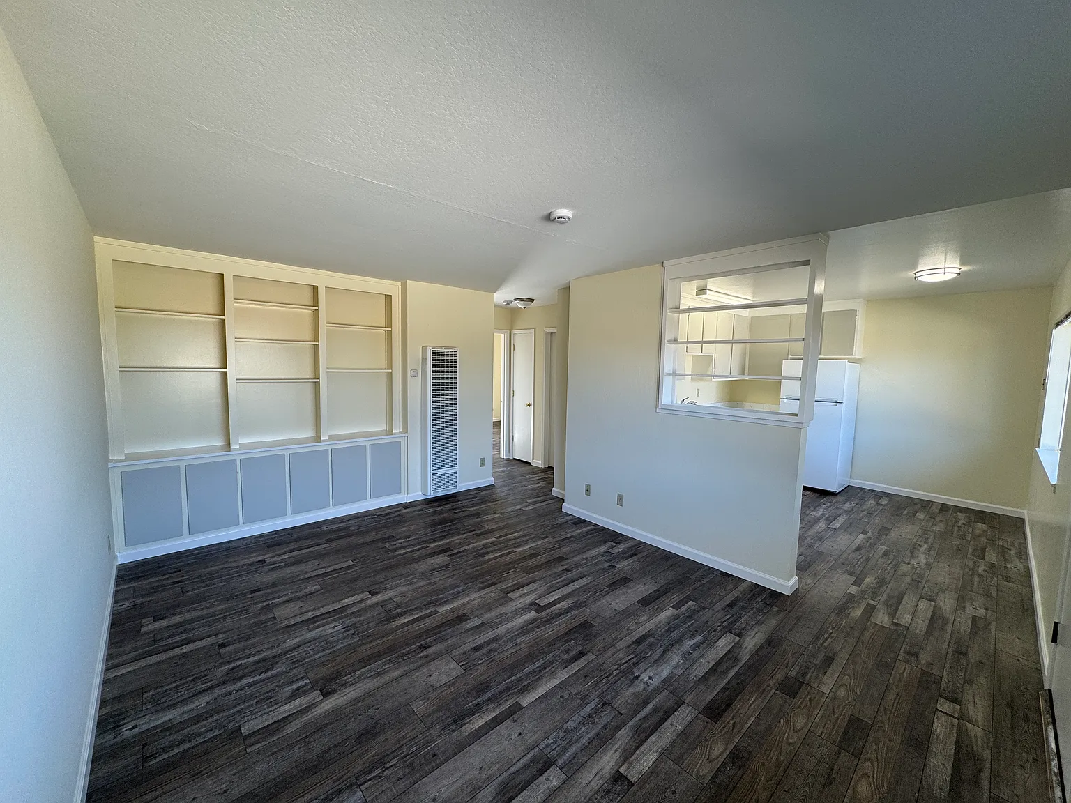 408 Richmond Dr — Photo 4