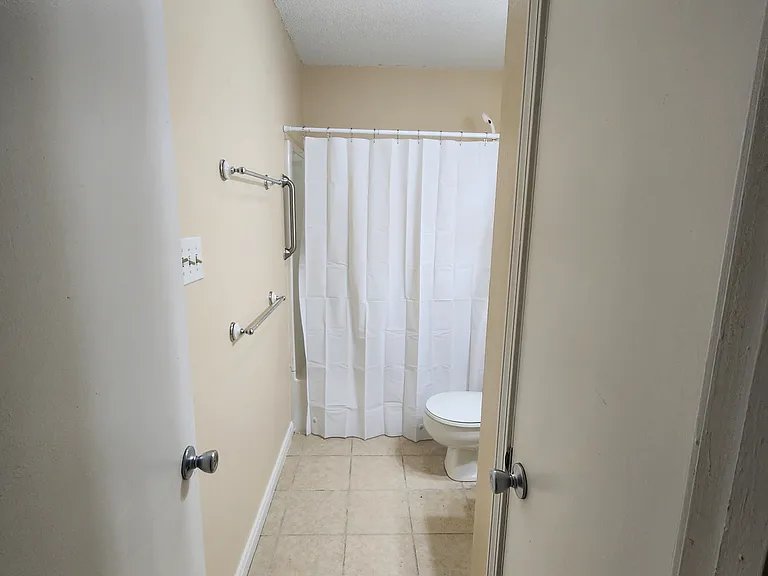 4780 Pontchartrain Dr #114 — Photo 5