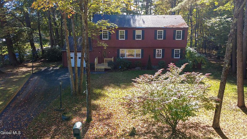 4th image of 103 Cedar Lane