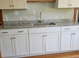 228 Valley St APT 3, Woonsocket, RI 02895