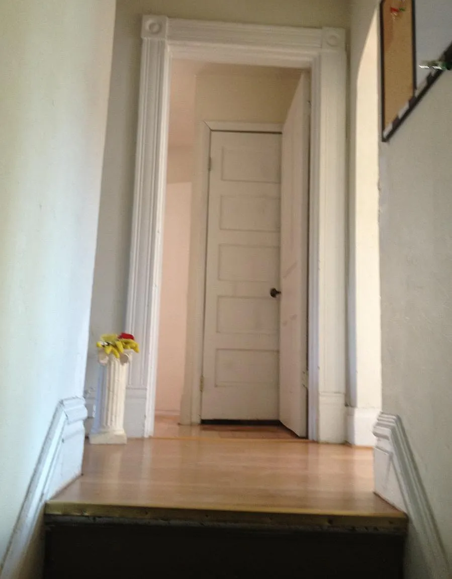 2 bed, 700 sqft, $1,300 — Photo 1