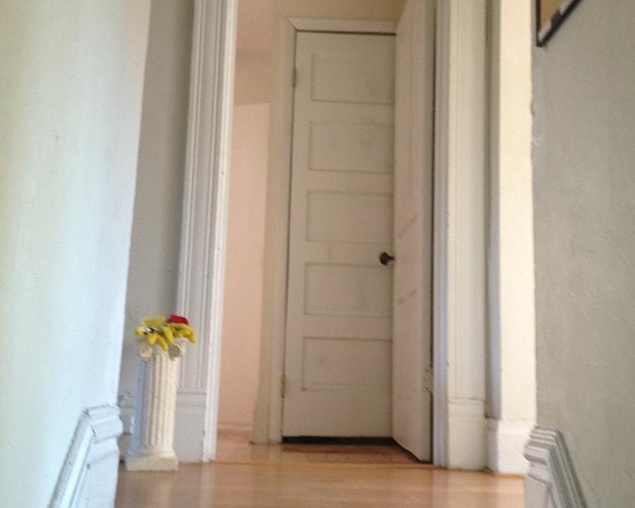 Entry to Aprtment