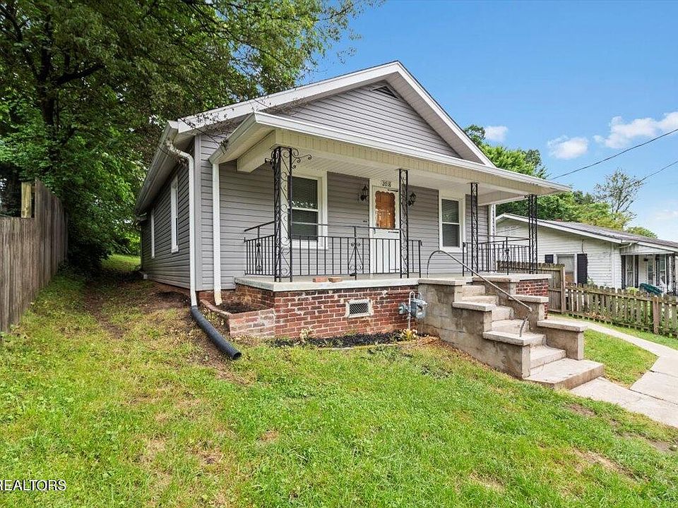 1st image of 2018 McCroskey Ave