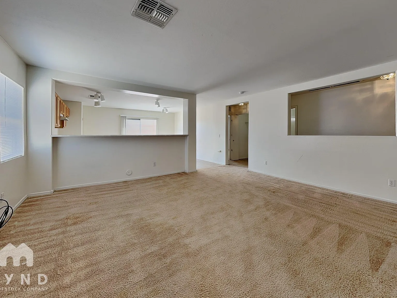 4 bed, 2.0 bath, 1430 sqft, $1,665 — Photo 2