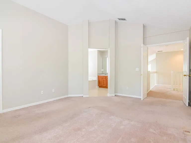 2321 Lyncrest Ct — Photo 11