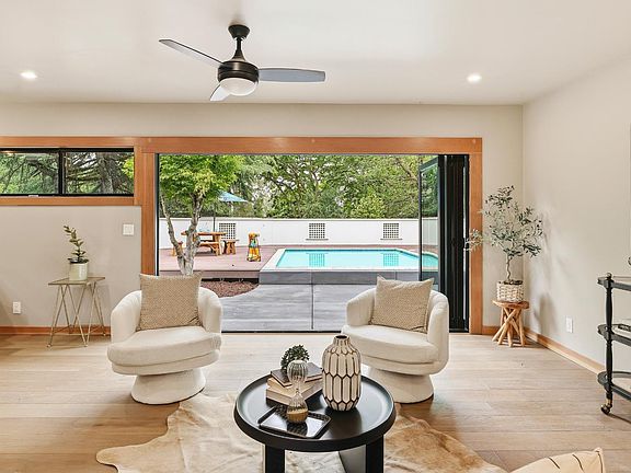 2nd image of 5830 Cuneo Court