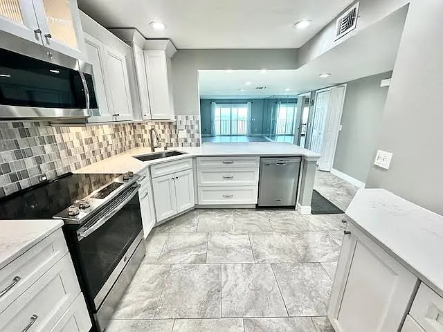 7300 Sun Island Dr S #1705 — Photo 2