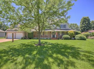 701 E South Mahomet Rd, Mahomet, IL 61853