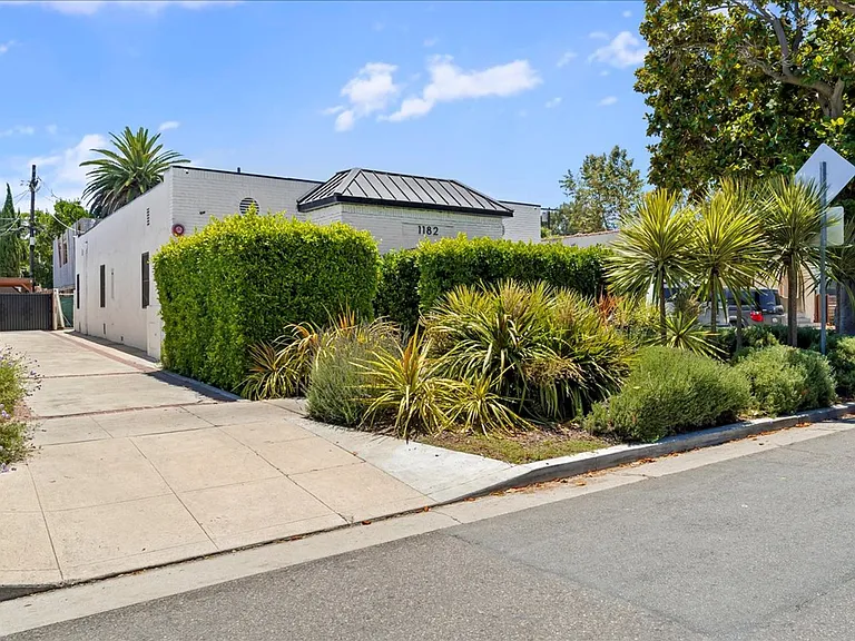 1182 West Blvd #C — Photo 14
