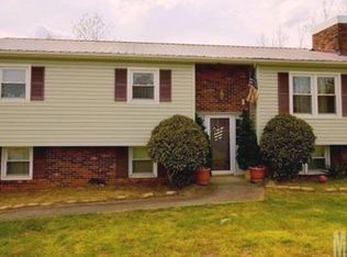 2207 Walt Arney Rd, Lenoir, NC 28645