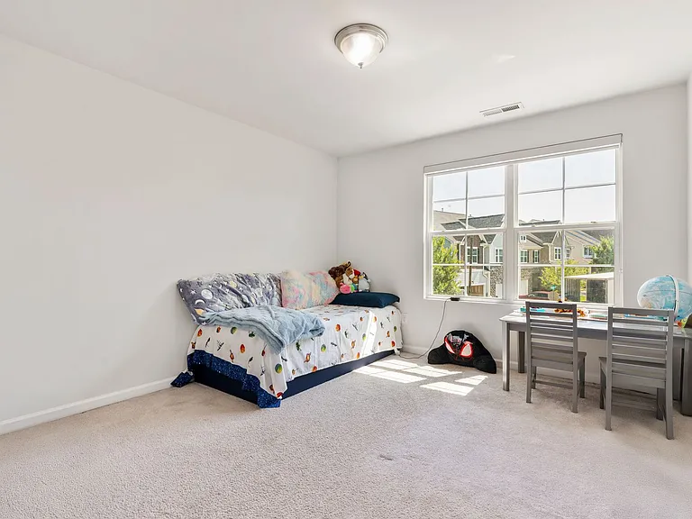 1302 Southpoint Trl — Photo 11