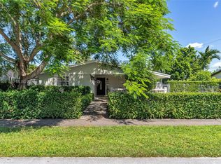 Coral Pk Est Sec 6, Miami, FL 33174