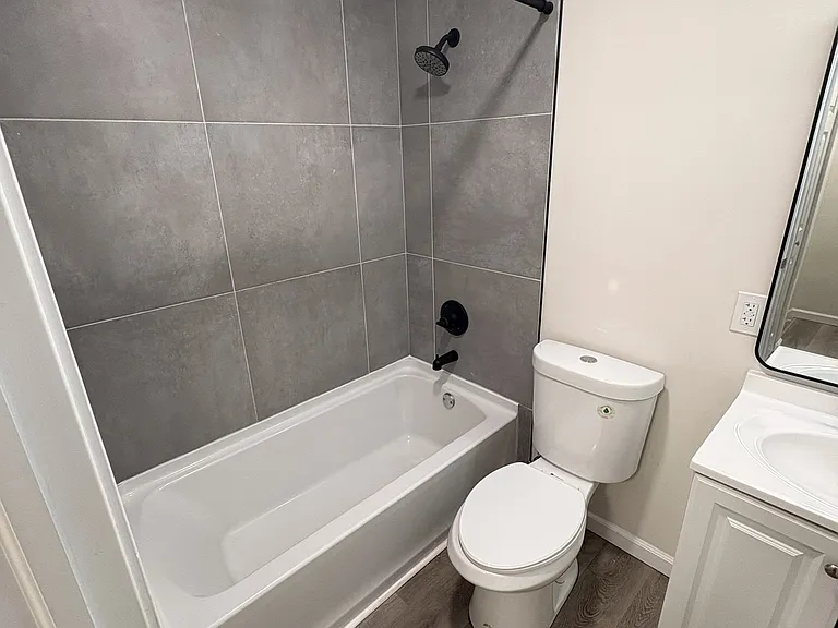 1694 Newbrook Dr — Photo 8