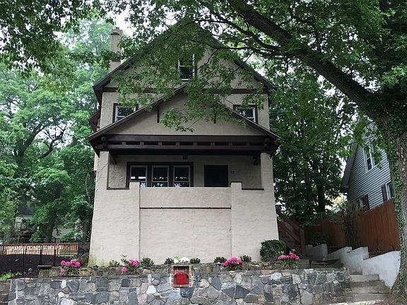 3rd image of 32 N Goodwin Ave