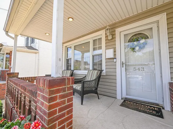 543 129th Bch, Rockaway Park, NY 11694