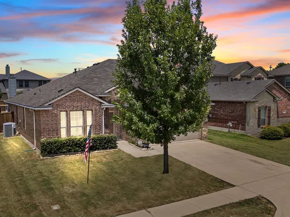 404 Marquette Dr, Van Alstyne, TX 75495