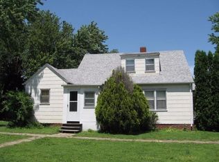 331 S Tell St, Enterprise, KS 67441