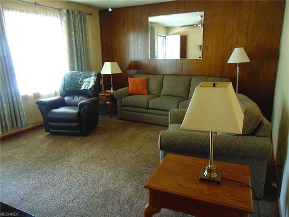 5th image of 4609 Palm Ave