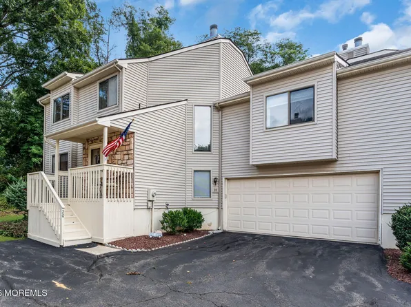 20 Oxford Lane, Middletown, NJ 07748
