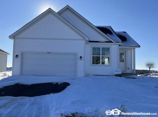 9035 62nd St S, Cottage Grove, MN 55016
