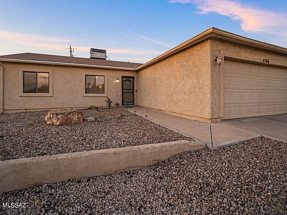 3rd image of 4766 W Calle Don Tomas