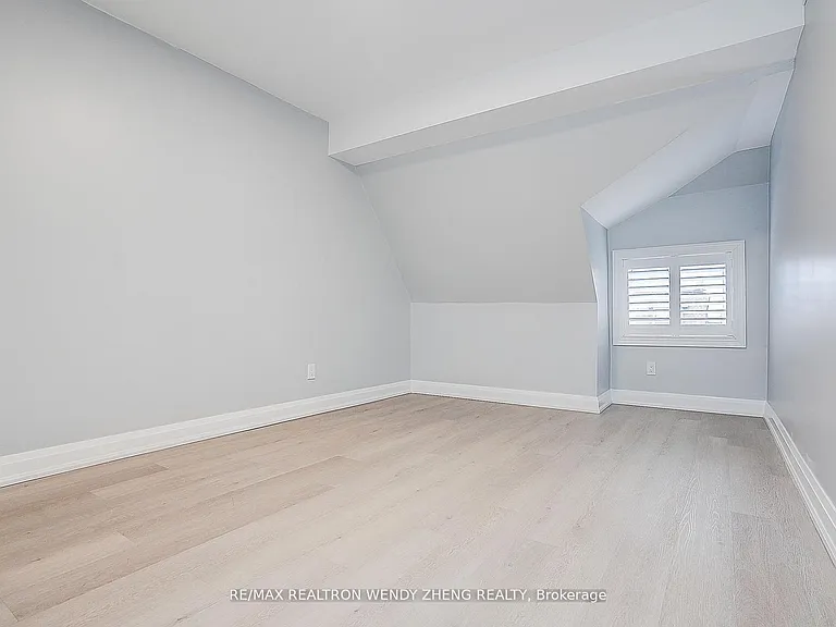 175 Grace St #1-3 — Photo 38