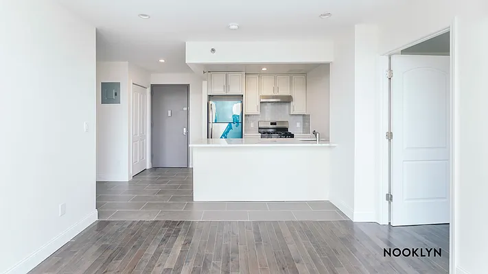 Rented by Nooklyn NYC LLC | media 22