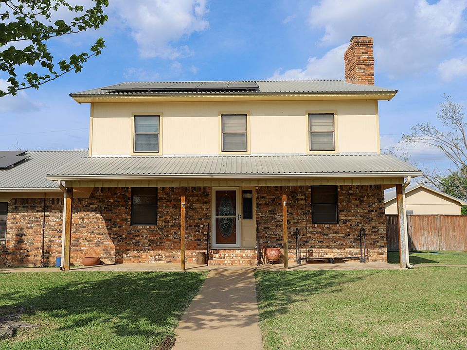 1st image of 303 David Davis Dr