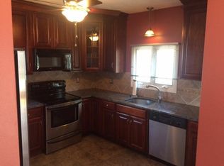 105 Park Ave, Cranston, RI 02905